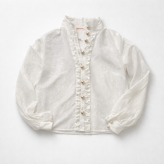 Smuk skjortebluse med store perleknapper