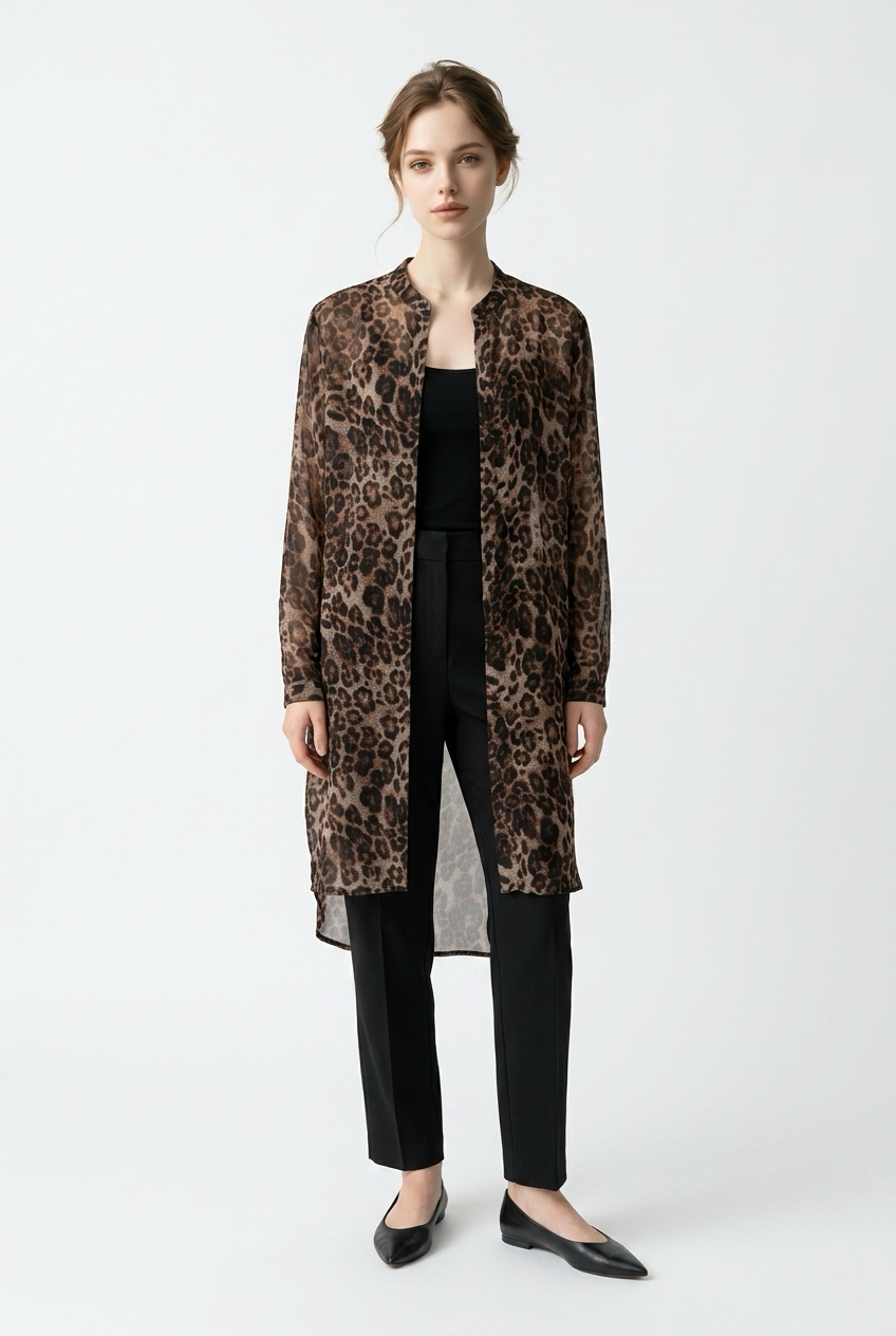 Lang luftig gennemsigtig leopardskjortebluse