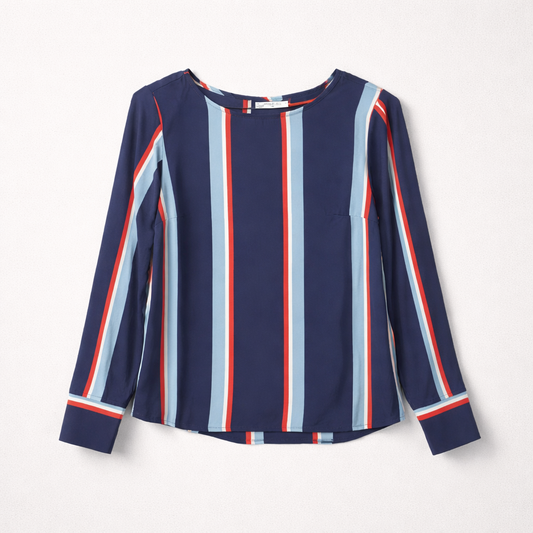 Stribet bluse i maritimt udtryk