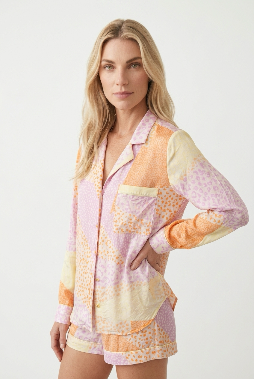 Satin-skjorte med patchwork-print