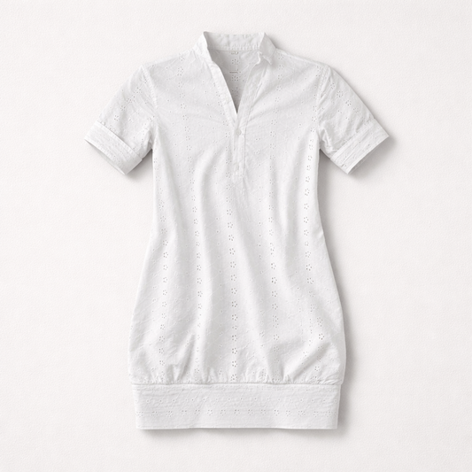 Fin kjole med broderie anglaise