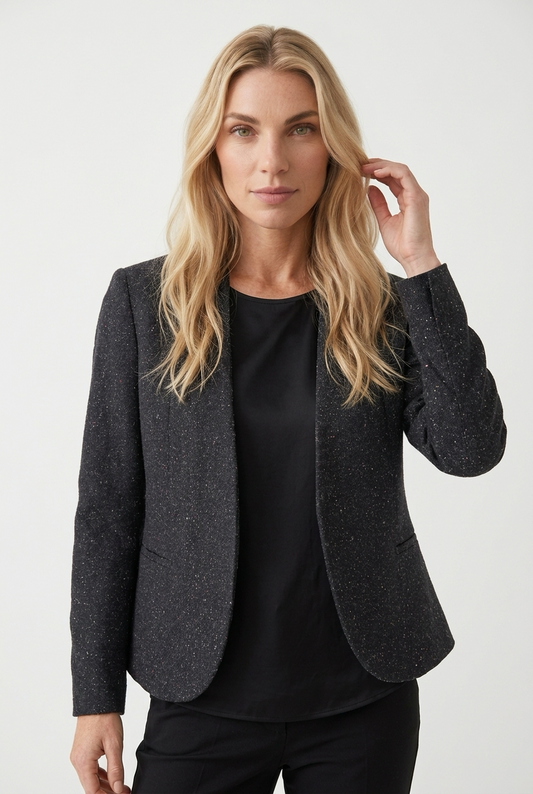 Kort åbenstående blazer med stumpeærmer