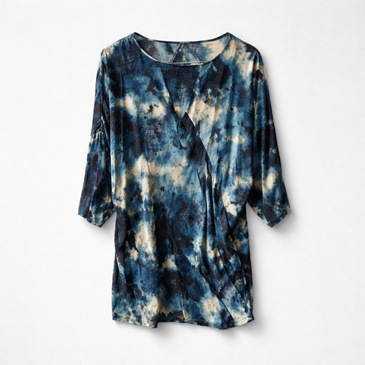 Tie-dye kjole med wrapsnit
